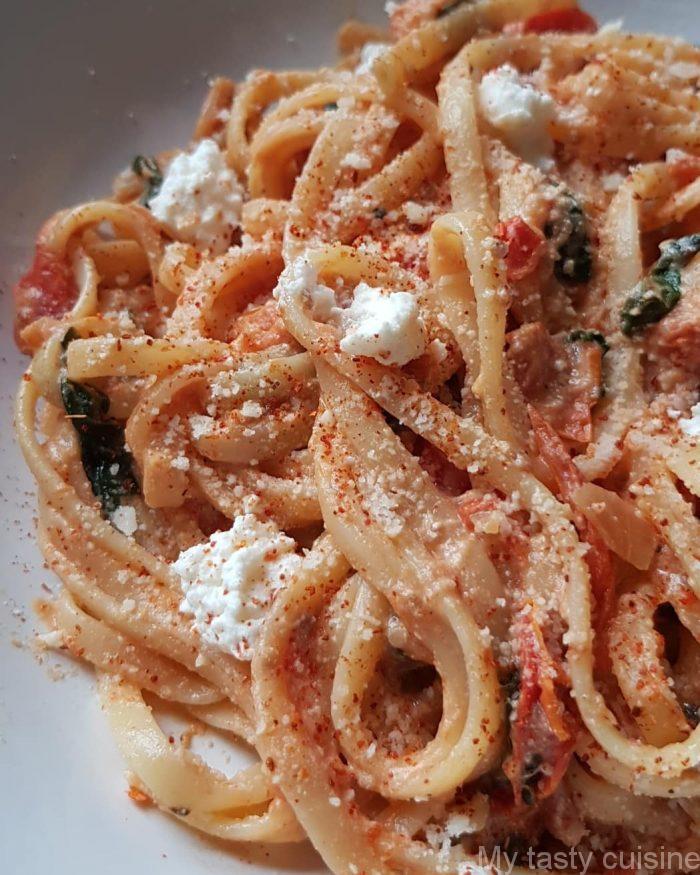 Linguine tomates cerises, épinards, ricotta